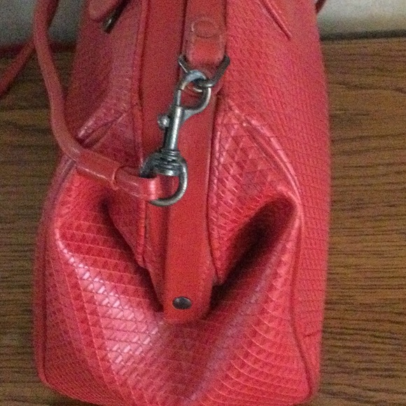 Liz Claiborne Small Satchel Bag - Picture 6 of 16